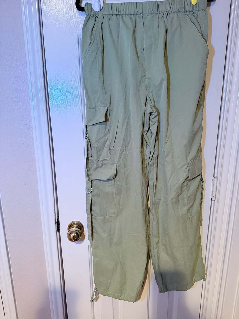 Tinseltown Green Nylon Utility Cargo Parachute Pants Size M